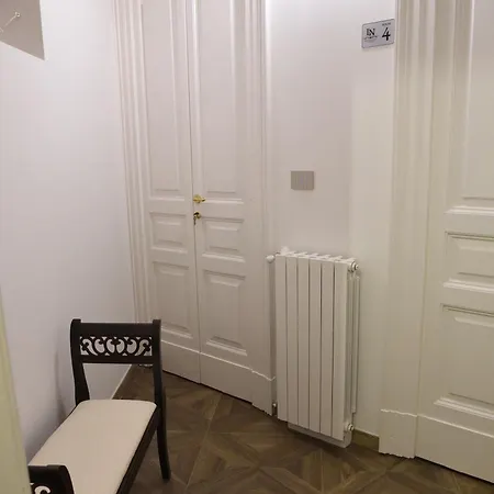 Ln Panzió 4*