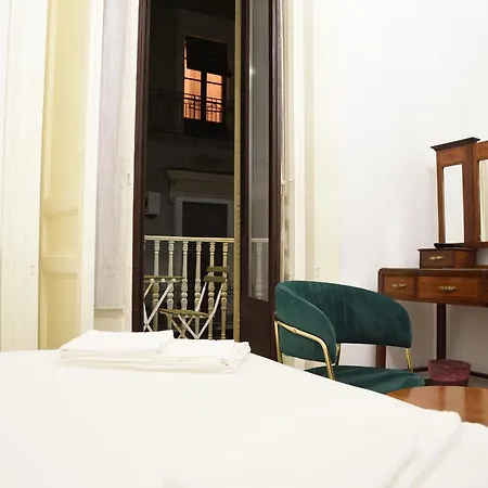 Couette-café Ln Catane